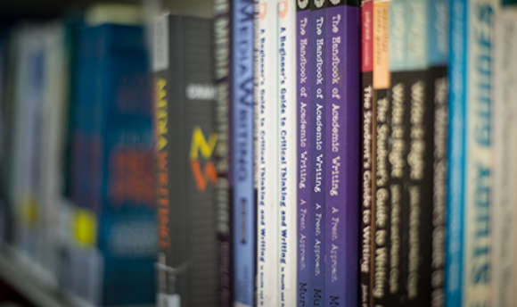 Close up of a row of books in the ҹɫֱ library